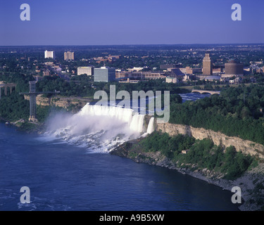Vue aérienne de AMERICAN FALLS NIAGARA NEW YORK USA Banque D'Images