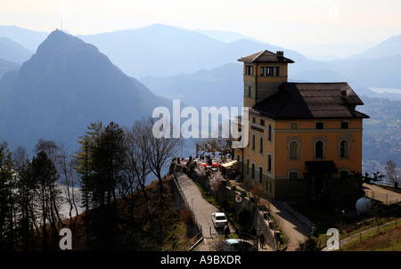 Restaurant sur le Mont Brè Lugano Suisse Banque D'Images