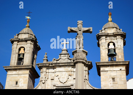 Avis de clochers traverse & Christ d'église de San Jorge La Coruña A Coruña Galice Espagne Europe Corunha Banque D'Images