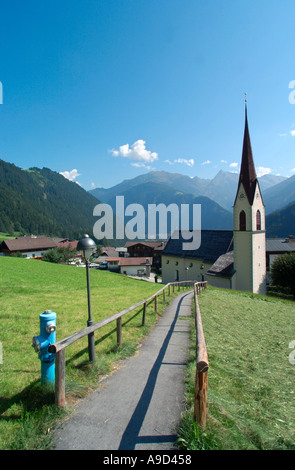 Avis de Finkenberg à vers Mayrhofen, Zillertal, Tyrol, Autriche Banque D'Images