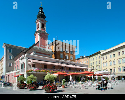 Glockenspiel Cafe/Restaurant à Mozartplatz, Altstadt (vieille ville), Salzbourg, Autriche Banque D'Images