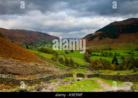 Elterwater de Dungeon Ghyll vigueur Waterfall Lake District Cumbria England UK Banque D'Images