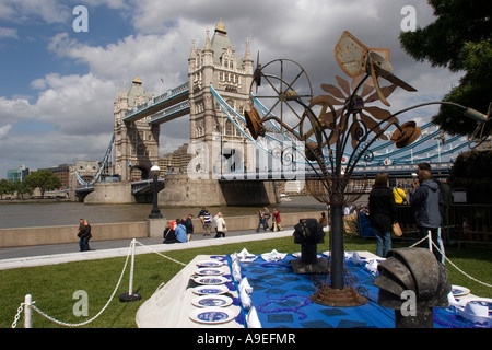 Mai 2007, Ouverture du Parc Champ de potiers Festival, à côté de l'Hôtel de Ville Southbank London GB UK Banque D'Images