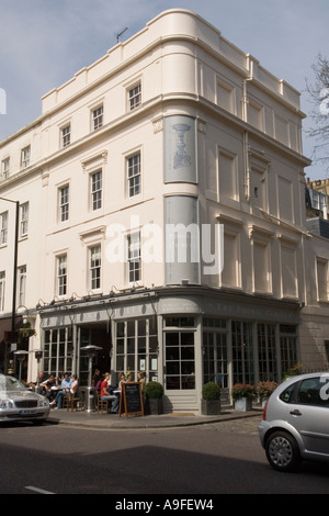 Belgravia 'Elizabeth' Street London SW1. Thomas Cubitt pub public house City of westminster en Angleterre. UK HOMER SYKES Banque D'Images