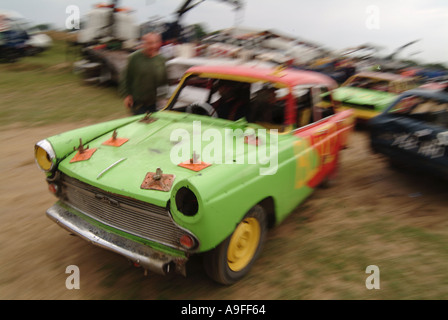 Austin A60 cambridge banger racer banger racing voiture à smallfield dirt track banger racing stock car crash course course Banger c Banque D'Images