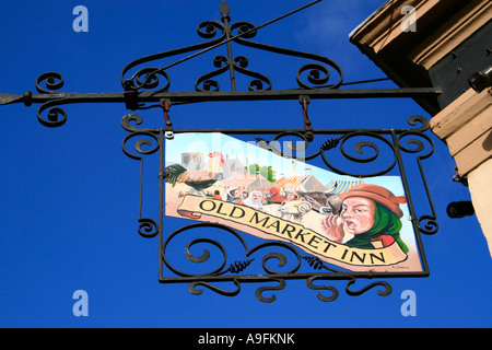 Vieux marché Winchester inn panneau indiquant le centre ville hampshire england uk go Banque D'Images