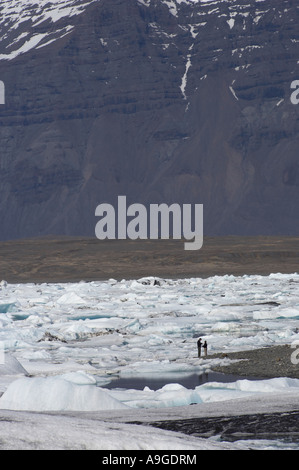 Les touristes à l'Islande Jokulsarlon Banque D'Images