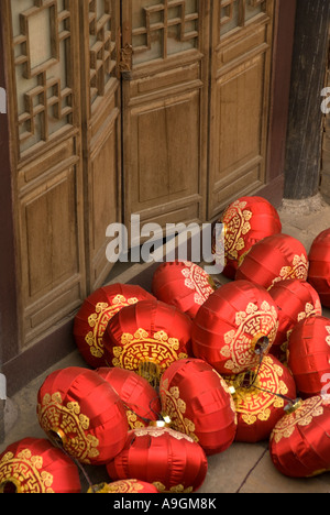 Au cour de la famille Wang de lanternes, de style classique du 17ème siècle à proximité de résidences de Pingyao dans la province du Shanxi Banque D'Images