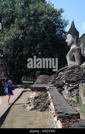 La Thaïlande Sukhothai Bouddha géant Banque D'Images