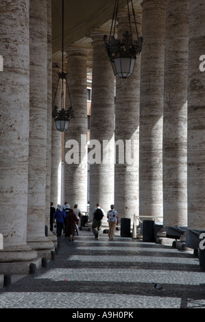 Colonnade du Bernin, Cité du Vatican Banque D'Images