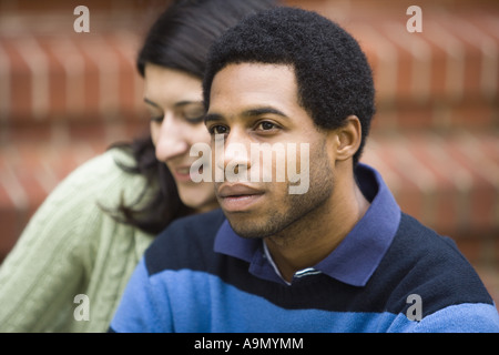 Close-up of a young couple inter-raciale Banque D'Images