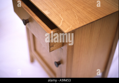 Des meubles en chêne sur mesure Cabinet still life Banque D'Images