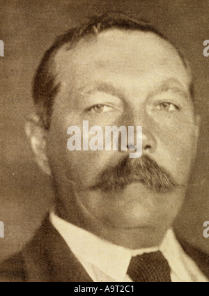 Sir Arthur Conan Doyle, 1859 - 1930. Médecin et écrivain britannique. Banque D'Images