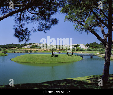 Le Portugal, l'Algarve, Pinheiros Altos Golf Course, le 17ème green Banque D'Images