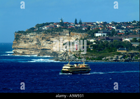 Manly ferry passé chef du sud Sydney Banque D'Images