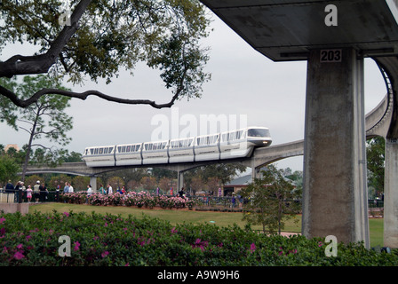 Service de transport Monorail au Centre Epcot à Walt Disney World Orlando Floride FL le parc à thème Banque D'Images