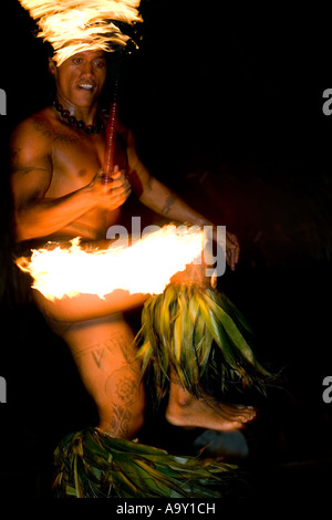 Danseurs Polynésiens de l'Intercontinental Resort Tahiti Banque D'Images