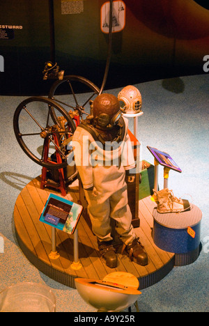 Hamilton Bermudes Bermudes Institut d'exploration sous-marine Plongée casque old fashion Banque D'Images