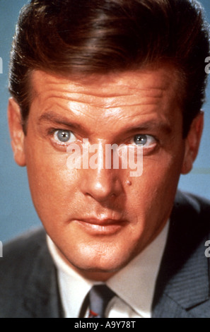 ROGER MOORE - acteur britannique en 1962 Banque D'Images