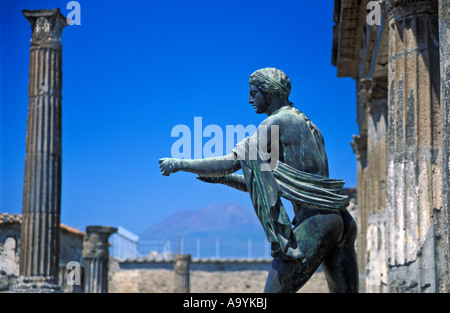 Statue d'apollon, Apollon temple, Pompéi, Campanie, Italie Banque D'Images