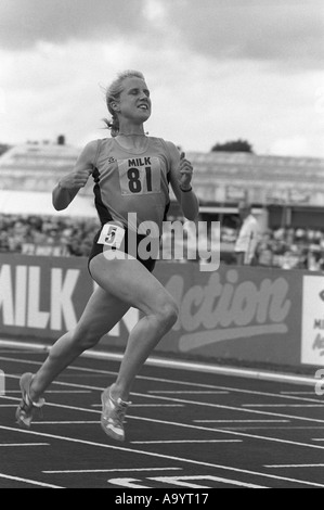 Katharine Merry gagner 100m à 1991 l'école anglaise d'athlétisme, Stoke-on-Trent, Royaume-Uni Banque D'Images