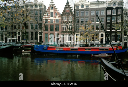 Le Singel Amsterdam par temps humide Banque D'Images