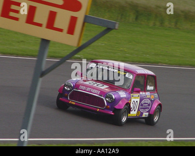 Automobile automobile automobile à un événement de course automobile en Angleterre GB UK 2003 Banque D'Images