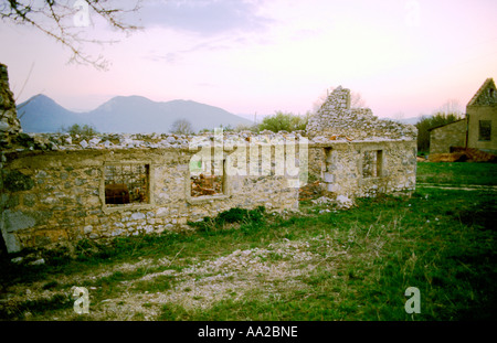 La Croatie, ruines sur terrain Banque D'Images