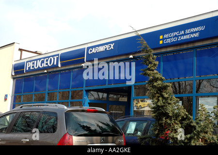 Salon voiture Peugeot à Varsovie Banque D'Images