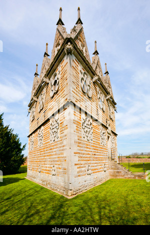 Le triangulaire Lodge à Rushton - Grand Angle inhabituel Banque D'Images