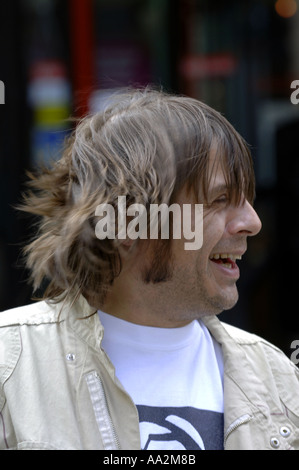 Mani Gary Mounfield Primal Scream le bassiste musicien guitariste stone roses Banque D'Images