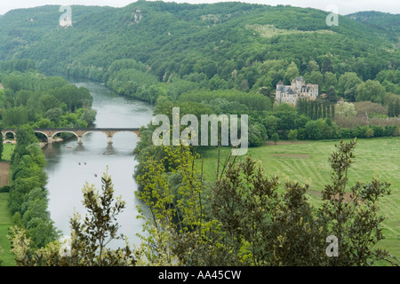 Château de Fayrac et la rivière Dordogne vu de Chateau Beynac Beynac et Cazenac Périgord Dordogne France Europe Banque D'Images