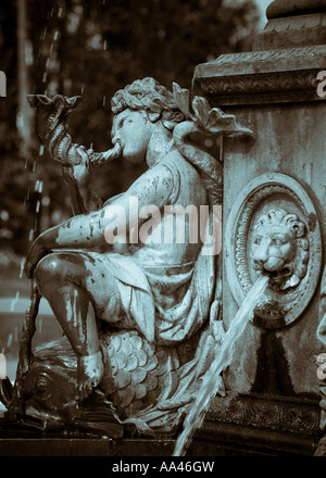 Du Prince sur une statue de l'eau et de la fontaine dans un parc à Auckland, île du Nord, Nouvelle-Zélande Banque D'Images