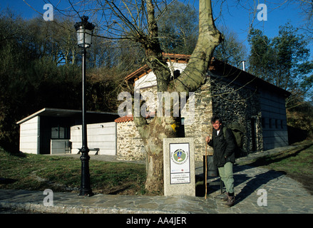 Un pèlerinage sur le Camino Frances entre Ferrol et Santaigo de Compostelle ESPAGNE Banque D'Images