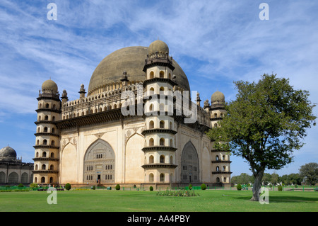 Gol Gumbaz Tombeau de Muhammad Adil Shah II Karnataka Inde du Sud Banque D'Images