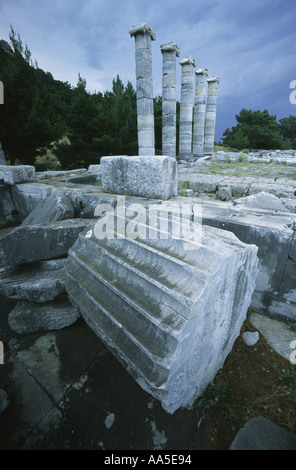 Temple d'Athéna Polias ville ionienne de Priène 35km au sud de Kusadasi, Turquie Banque D'Images