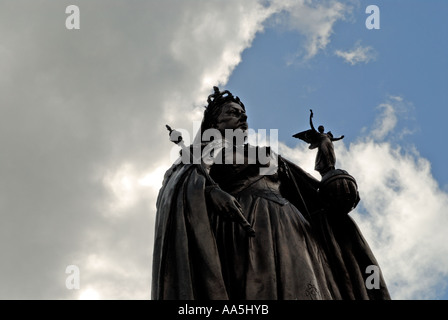 Statue de Quenn Victoria en Bradford City Centre Banque D'Images