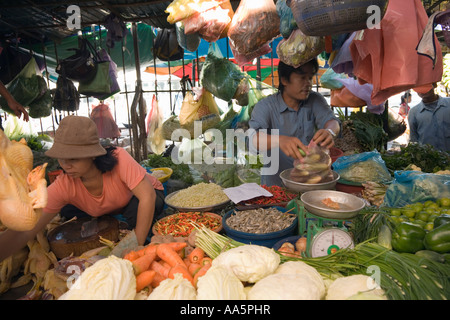 Phnom Penh, Cambodge. Marché Central aussi connu sous le nom de Psar Thmei Banque D'Images