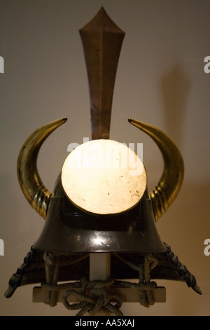 Casque Zunari Kabuto période Edo 17e 18e siècle Japon Banque D'Images