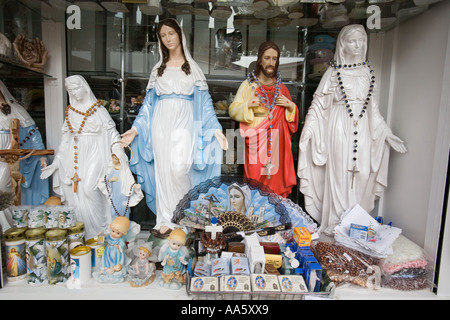 Souvenirs de Medjugorje où la Vierge Holly se marier a apeard plusieurs fois des messages de paix en Bosnie et Herzégovine Banque D'Images