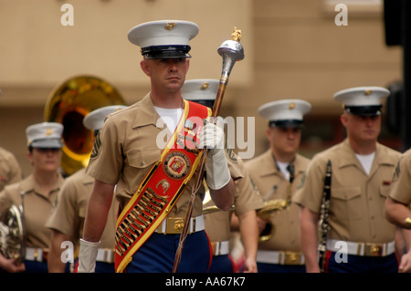 Bande Marine marching in St.Patrick's Day Parade San Diego California USA Banque D'Images