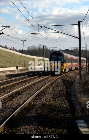 La station de train de banlieue près de Crossflatts Banque D'Images