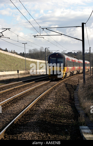 La station de train de banlieue près de Crossflatts Banque D'Images