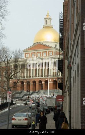 La Massachusetts Statehouse sur Beacon Hill à Boston. Banque D'Images