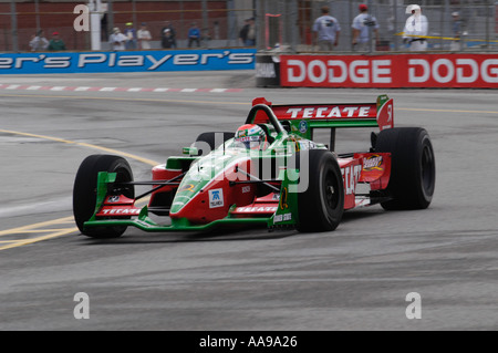 Adrian Fernandez courses au Molson Indy de Toronto 2003 la Banque D'Images