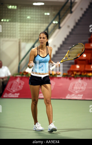 La star du tennis russe Anastasia Myskina célèbre un moment à Doha Qatar mars 2006 contre Ai Sugiyama Banque D'Images