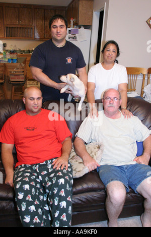 Alabama Baldwin County,Stapleton,White man,homme père,papa,femme asiatique,mixte,multiculturel,biracial,race mixte,multi racial,fils,famille familles parent Banque D'Images