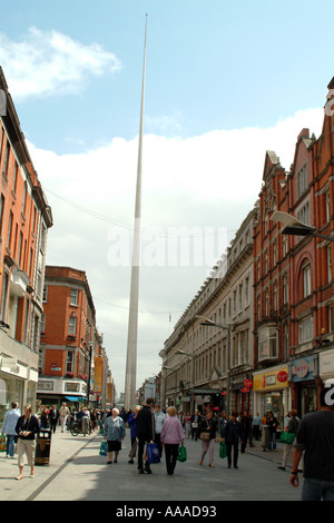 Spire de Dublin érigée pour les Objectifs du Millénaire pour l'Irlande Banque D'Images