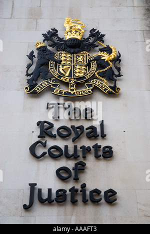 La Royal Courts of Justice Coat of Arms à Londres Banque D'Images