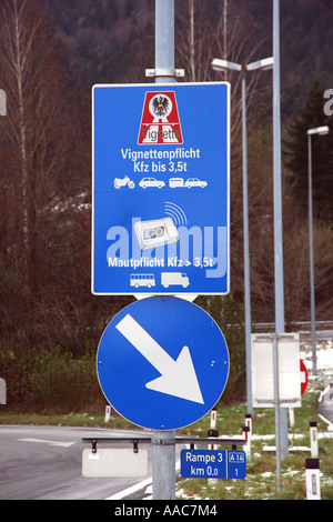 Sur autoroute à péage autrichien Banque D'Images